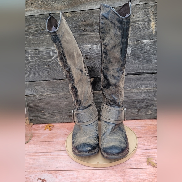 Levity Bonita Boots - Picture 8 of 9